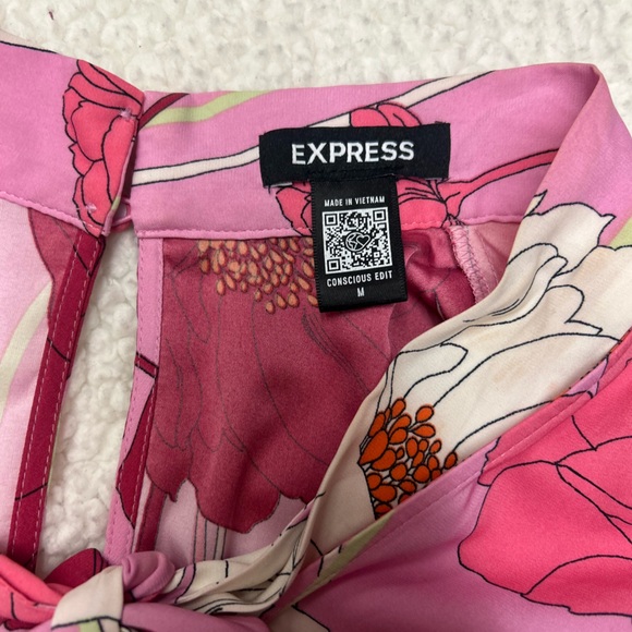 Express Pink and Red Floral Silky Tie Blouse Size M - Picture 4 of 6